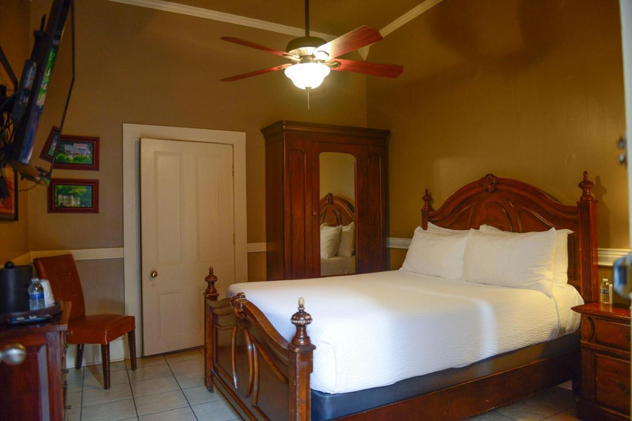 Frenchmen Hotel New Orleans Dış mekan fotoğraf